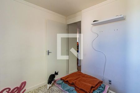 Quarto 01 de apartamento para alugar com 2 quartos, 45m² em Parque Ipê, São Paulo