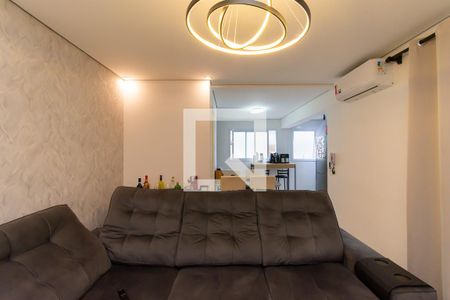 Sala de casa de condomínio à venda com 2 quartos, 82m² em Vila Santa Clara, São Paulo