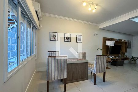 Sala  de casa para alugar com 2 quartos, 95m² em Harmonia, Canoas