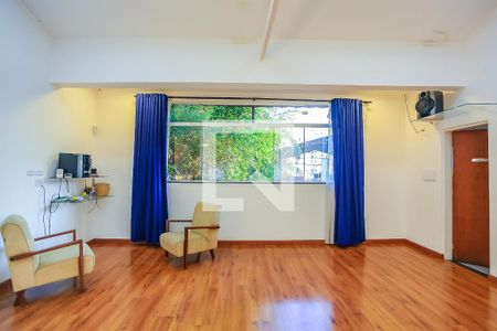 Casa à venda com 153m², 3 quartos e 2 vagas Casa à venda com 153m², 3 quartos e 2 vagasSalão de Festas