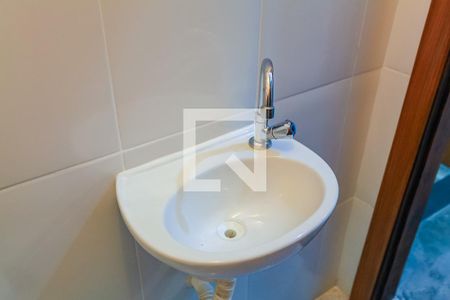 Casa à venda com 153m², 3 quartos e 2 vagas Casa à venda com 153m², 3 quartos e 2 vagasLavabo