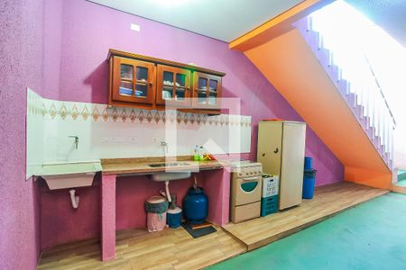 Casa à venda com 153m², 3 quartos e 2 vagas Casa à venda com 153m², 3 quartos e 2 vagasCozinha