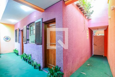 Casa à venda com 153m², 3 quartos e 2 vagas Casa à venda com 153m², 3 quartos e 2 vagasQuintal