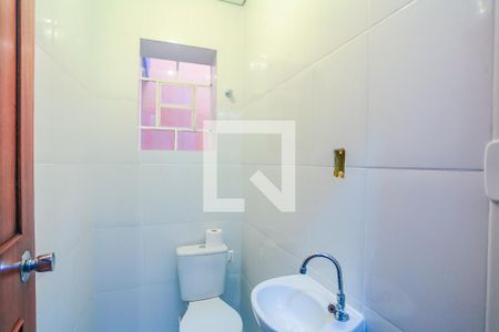 Casa à venda com 153m², 3 quartos e 2 vagas Casa à venda com 153m², 3 quartos e 2 vagasLavabo