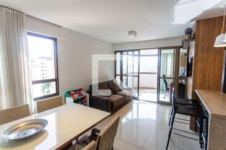 Sala de apartamento para alugar com 3 quartos, 90m² em São Pedro, Belo Horizonte