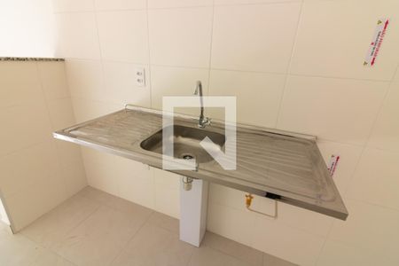 Cozinha de apartamento para alugar com 1 quarto, 25m² em Jardim Mirante, São Paulo