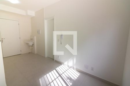 Sala de apartamento para alugar com 1 quarto, 25m² em Jardim Mirante, São Paulo