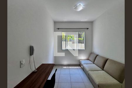 Sala de apartamento para alugar com 1 quarto, 25m² em Jardim Mirante, São Paulo