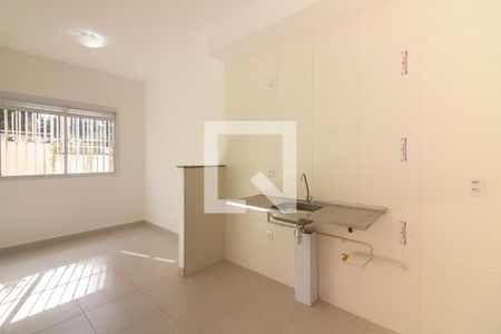 Cozinha de apartamento para alugar com 1 quarto, 25m² em Jardim Mirante, São Paulo