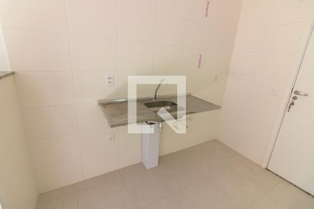 Cozinha de apartamento para alugar com 1 quarto, 25m² em Jardim Mirante, São Paulo