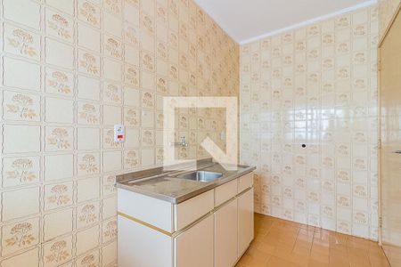 Cozinha  de apartamento à venda com 1 quarto, 43m² em São João, Porto Alegre