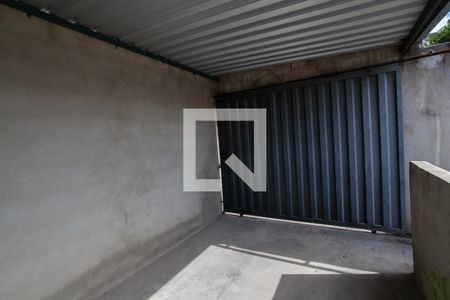 Casa à venda com 185m², 4 quartos e 2 vagas Casa à venda com 185m², 4 quartos e 2 vagasGaragem casa 2