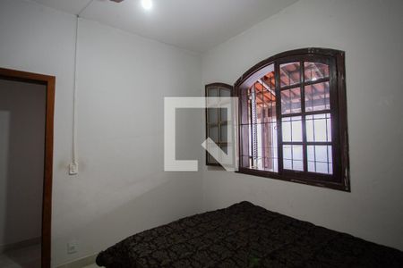 Casa à venda com 185m², 4 quartos e 2 vagas Casa à venda com 185m², 4 quartos e 2 vagasQuarto 3 casa 1