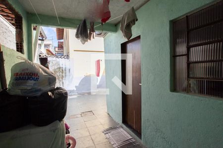 Casa à venda com 185m², 4 quartos e 2 vagas Casa à venda com 185m², 4 quartos e 2 vagasÁrea de serviço casa 2