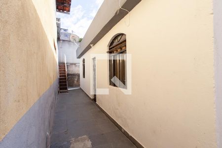 Casa à venda com 185m², 4 quartos e 2 vagas Casa à venda com 185m², 4 quartos e 2 vagasFachada casa 2