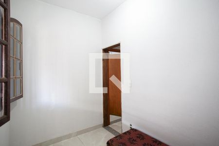 Casa à venda com 185m², 4 quartos e 2 vagas Casa à venda com 185m², 4 quartos e 2 vagasQuarto 4 casa 1