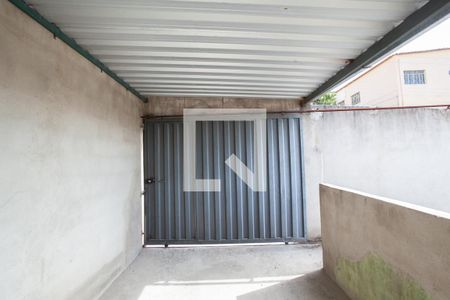 Casa à venda com 185m², 4 quartos e 2 vagas Casa à venda com 185m², 4 quartos e 2 vagasGaragem casa 2