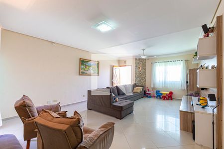 Sala de casa à venda com 3 quartos, 243m² em Vila Scarpelli, Santo André