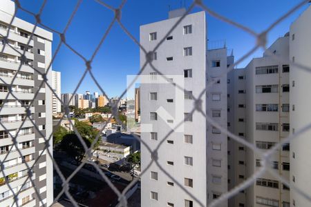 Vista da sala de apartamento à venda com 1 quarto, 50m² em Vila Itapura, Campinas