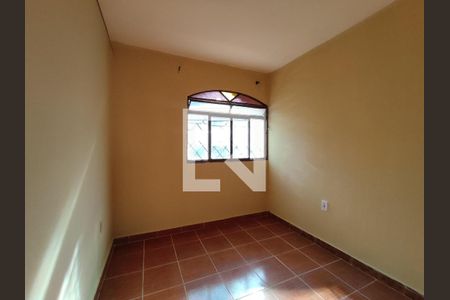 Quarto 1  de casa para alugar com 2 quartos, 50m² em Vila Pérola, Contagem