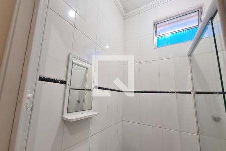 Banheiro de casa para alugar com 1 quarto, 50m² em Vila Cleonice, São Paulo