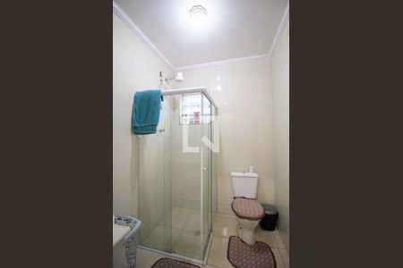 Banheiro de casa à venda com 1 quarto, 100m² em Parque Sevilha, São Paulo