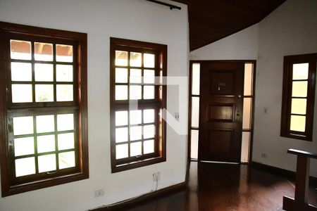 Sala de casa de condomínio para alugar com 3 quartos, 320m² em São Paulo Ii, Cotia