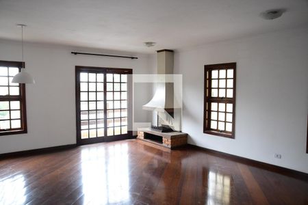 Sala de casa de condomínio para alugar com 3 quartos, 320m² em São Paulo Ii, Cotia