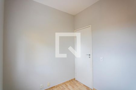 Quarto 2 de apartamento para alugar com 2 quartos, 90m² em Vila Eldízia, Santo André