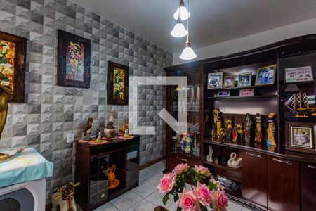 Sala  de casa à venda com 4 quartos, 200m² em São Luis, Canoas