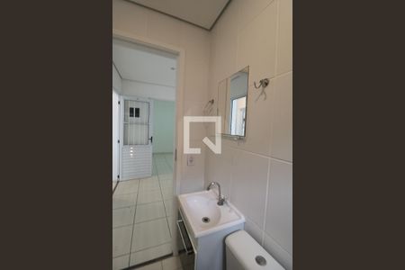 Banheiro de casa para alugar com 1 quarto, 40m² em Vila Tiradentes, São Paulo