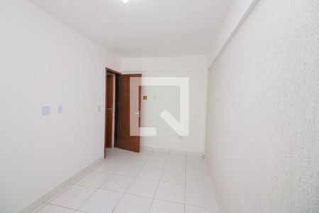 Quarto de apartamento para alugar com 1 quarto, 28m² em Taguatinga Sul (taguatinga), Brasília