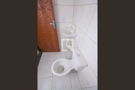 Banheiro de apartamento para alugar com 1 quarto, 28m² em Taguatinga Sul (taguatinga), Brasília