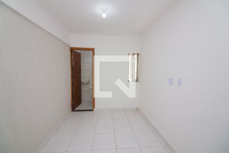 Quarto de apartamento para alugar com 1 quarto, 28m² em Taguatinga Sul (taguatinga), Brasília