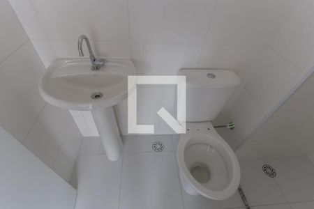 Apartamento para alugar com 33m², 2 quartos e sem vaga Apartamento para alugar com 33m², 2 quartos e sem vagaBanheiro