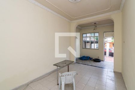 Sala de apartamento para alugar com 2 quartos, 74m² em Brás de Pina, Rio de Janeiro