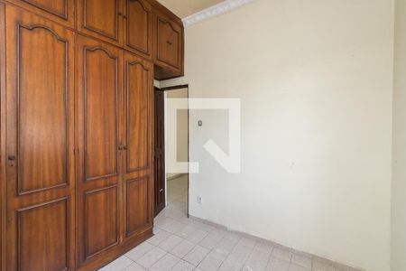 Quarto 1 de apartamento para alugar com 2 quartos, 74m² em Brás de Pina, Rio de Janeiro