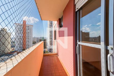 Apartamento à venda com 170m², 3 quartos e 2 vagas Apartamento à venda com 170m², 3 quartos e 2 vagasVaranda da Suíte