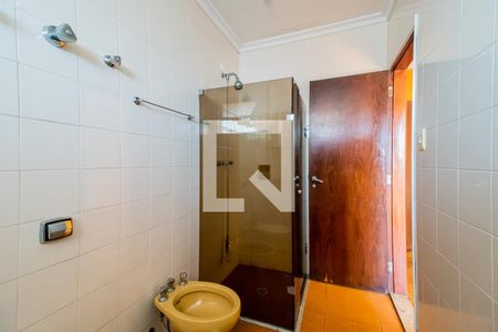 Apartamento à venda com 170m², 3 quartos e 2 vagas Apartamento à venda com 170m², 3 quartos e 2 vagasBanheiro da Suíte