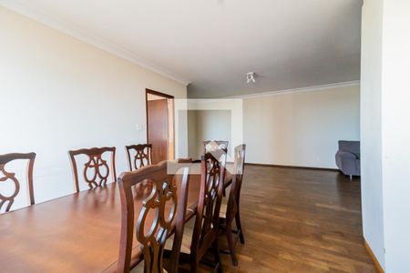 Apartamento à venda com 170m², 3 quartos e 2 vagas Apartamento à venda com 170m², 3 quartos e 2 vagasSala
