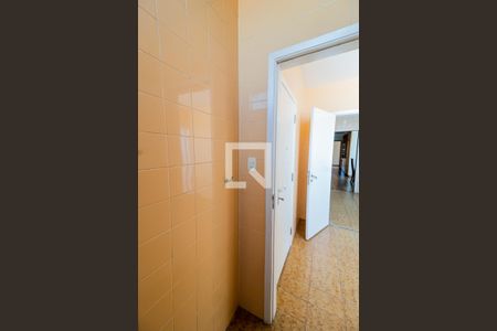 Apartamento à venda com 170m², 3 quartos e 2 vagas Apartamento à venda com 170m², 3 quartos e 2 vagasBanheiro de Serviço