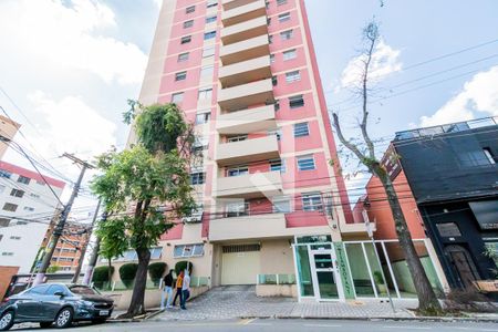 Apartamento à venda com 170m², 3 quartos e 2 vagas Apartamento à venda com 170m², 3 quartos e 2 vagasFachada
