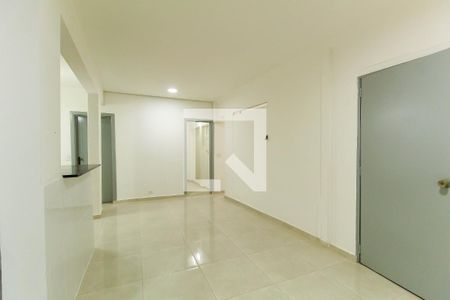 Apartamento para alugar com 90m², 2 quartos e sem vagaSala