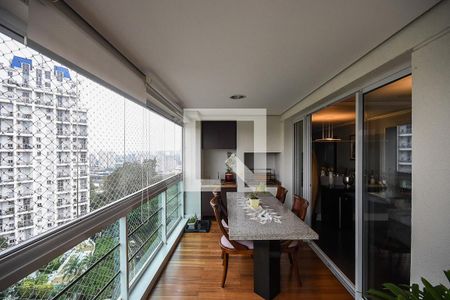 Varanda de apartamento à venda com 3 quartos, 114m² em Parque do Morumbi, São Paulo