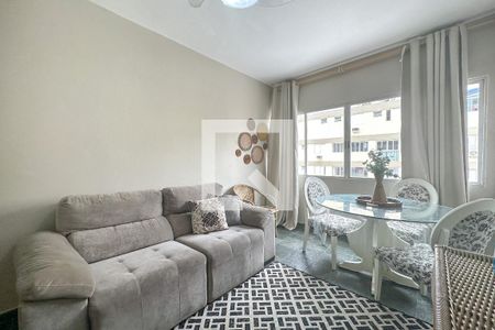 Sala de apartamento para alugar com 2 quartos, 108m² em Jardim Ana Maria, Guarujá