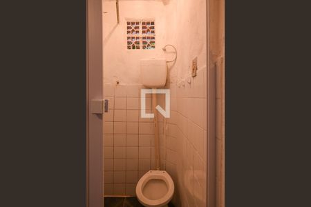 Banheiro de kitnet/studio para alugar com 1 quarto, 24m² em Jardim Vergueiro, São Paulo