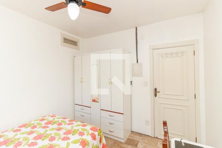 Casa à venda com 235m², 4 quartos e 2 vagas Casa à venda com 235m², 4 quartos e 2 vagasQuarto 3