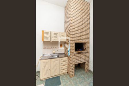 Casa à venda com 235m², 4 quartos e 2 vagas Casa à venda com 235m², 4 quartos e 2 vagasChurrasqueira