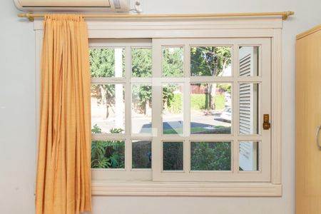 Casa à venda com 235m², 4 quartos e 2 vagas Casa à venda com 235m², 4 quartos e 2 vagasQuarto 2