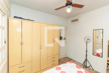 Casa à venda com 235m², 4 quartos e 2 vagas Casa à venda com 235m², 4 quartos e 2 vagasQuarto 2